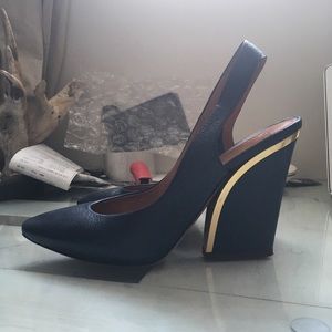 #chloe Chloé Beckie heels in navy blue